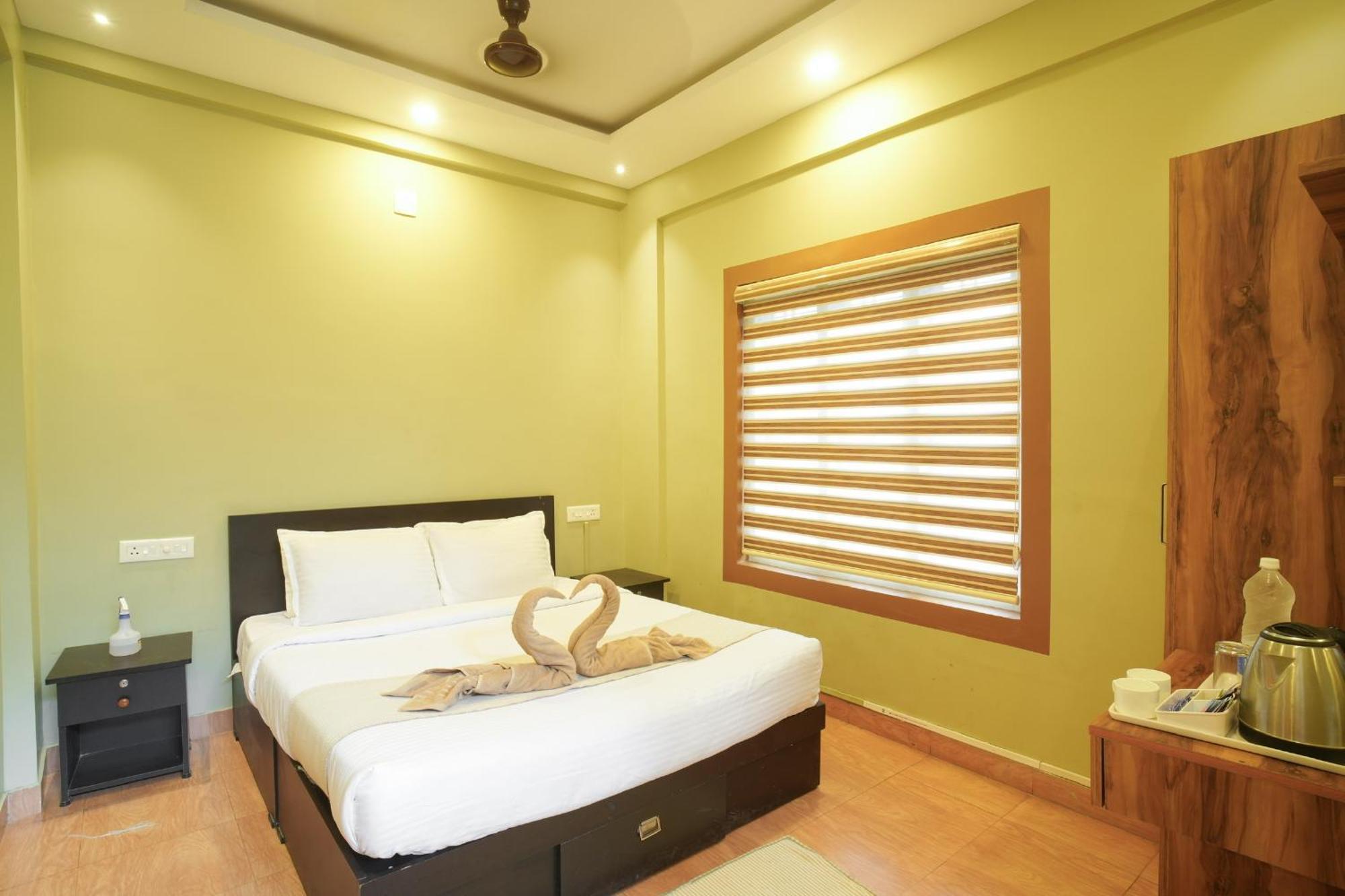 Rasha Residency Hostel Kalpetta Exterior photo