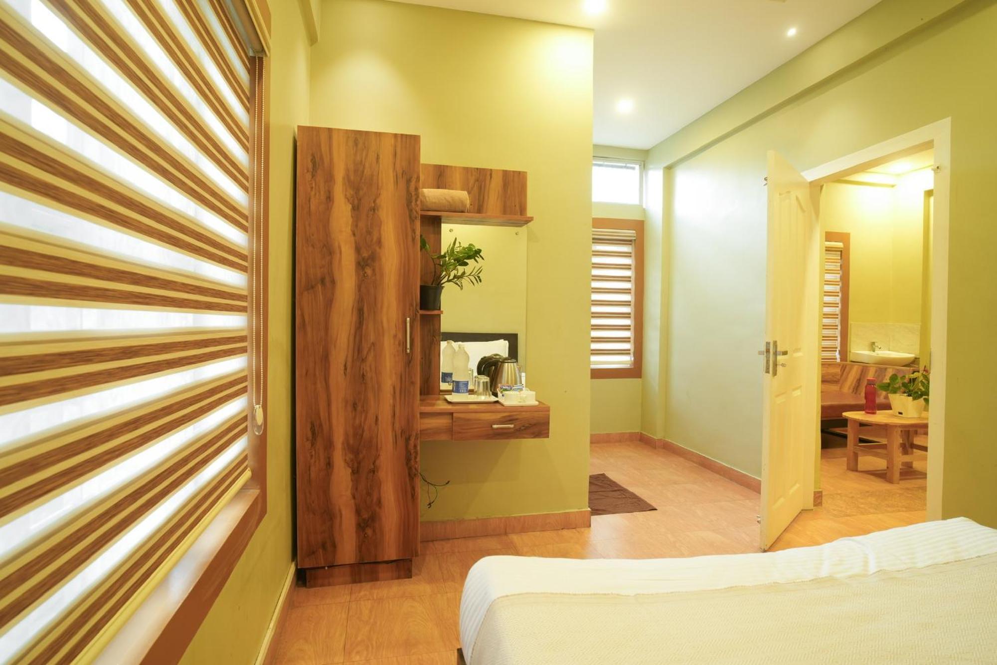 Rasha Residency Hostel Kalpetta Exterior photo