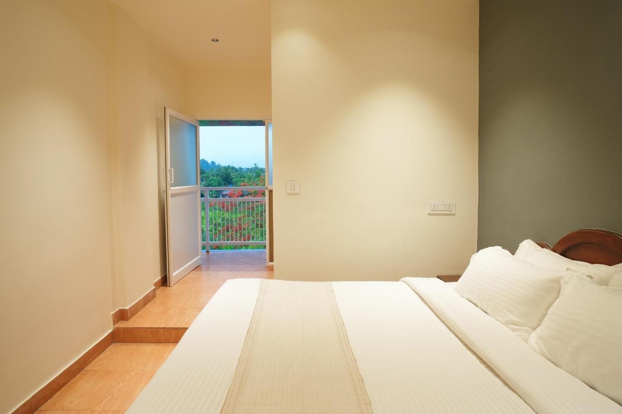 Rasha Residency Hostel Kalpetta Exterior photo